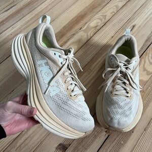Hoka Bondi 8 Sand Cream Vanilla Tan Athletic Running Shoes Sneakers Chunky